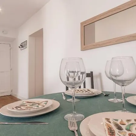 Inloveapartments - Window To Heaven Apartman *