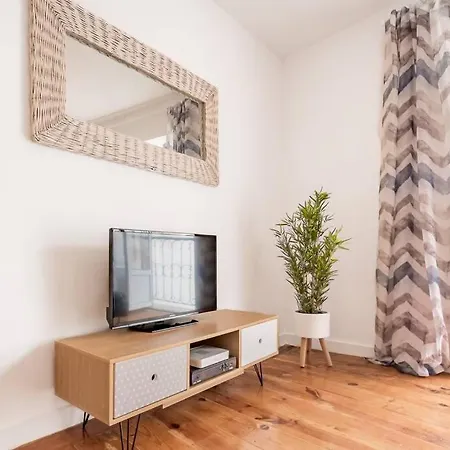 Inloveapartments - Window To Heaven Apartman