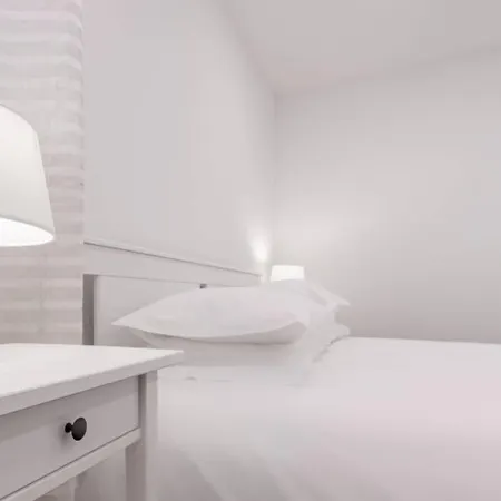 Inloveapartments - Window To Heaven * Lissabon